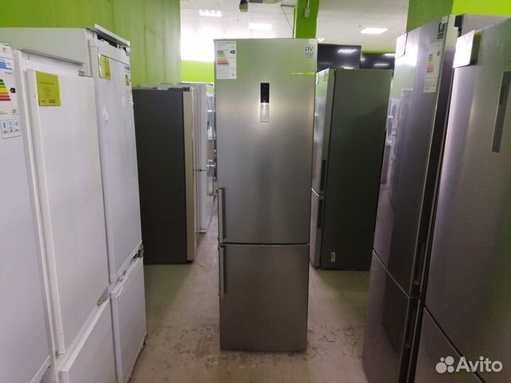 Холодильник Bosch KGE39XL20R