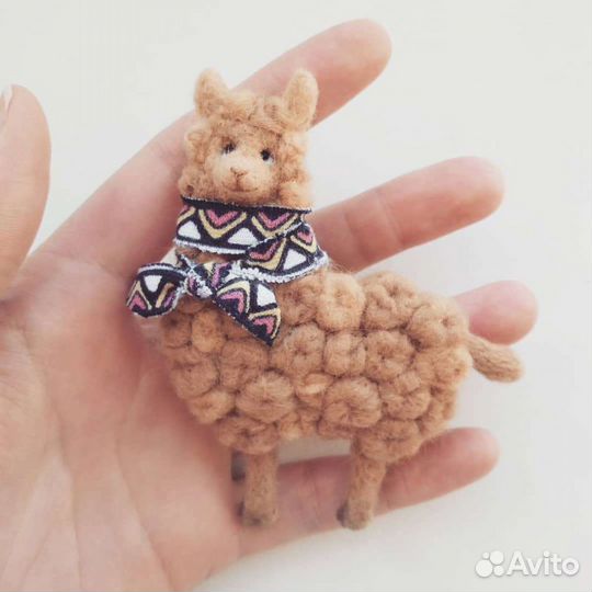 Броши ручной работы