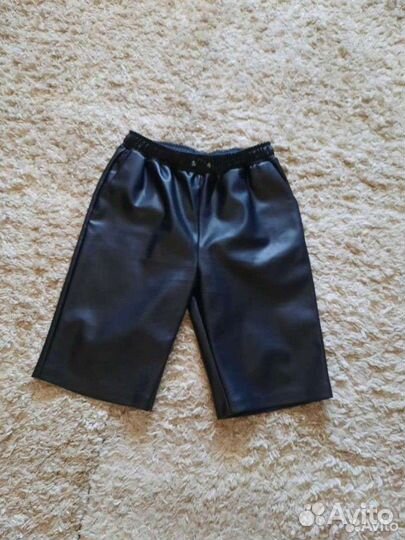 Шорты экокожа новые