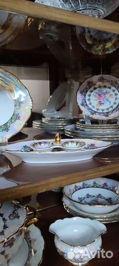 Набор столовой посуды новый