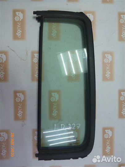 Стекло двери заднее левое Honda Pilot YF4 J35Z4