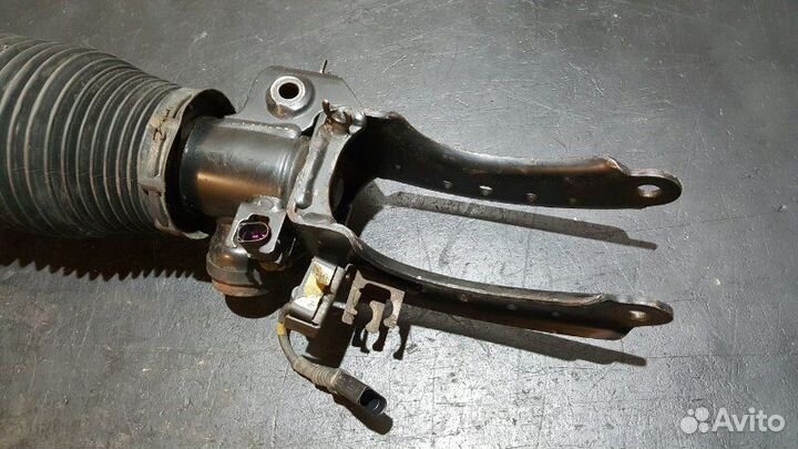 Пневмостойка передняя правая Porsche Cayenne 955