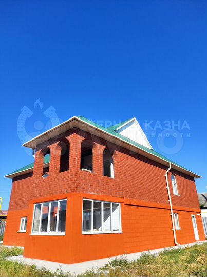 Коттедж 266 м² на участке 9,5 сот.