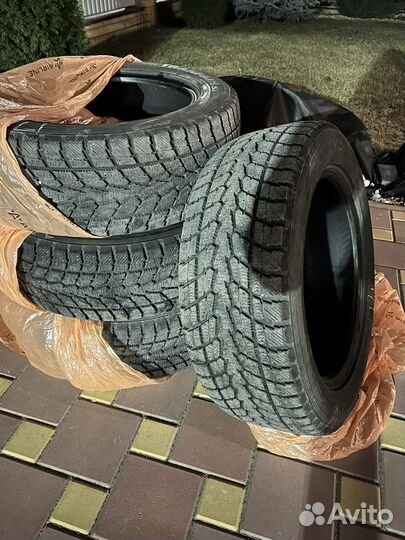 Toyo Winter Tranpath S1 235/55 R18