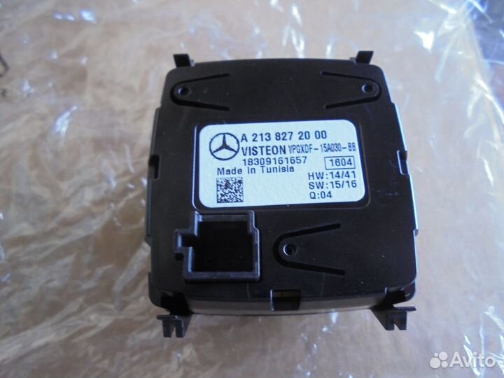 Часы панели передней Mercedes Benz W213