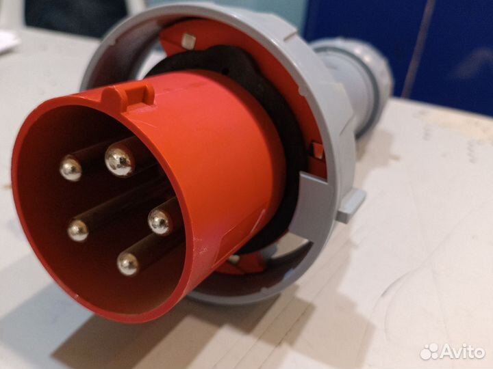 Силовой разъем