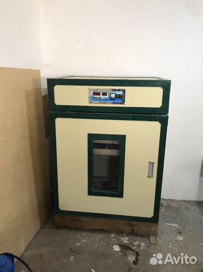 Автоматический инкубатор