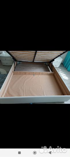 Кровать с матрасом бу двухспальная
