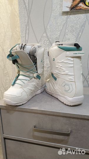 Сноубордические ботинки northwave 40 р