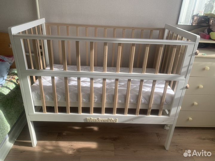 Кровать детская Wundermobel с матрасом