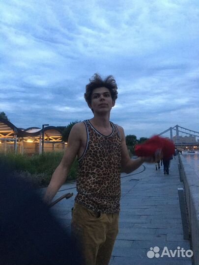 Учитель по скейтбордингу