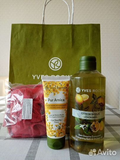 Подарочные наборы к празднику Ив Роше