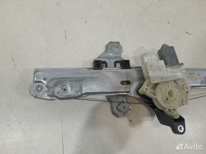 Моторчик стеклоподъемника передний левый Nissan