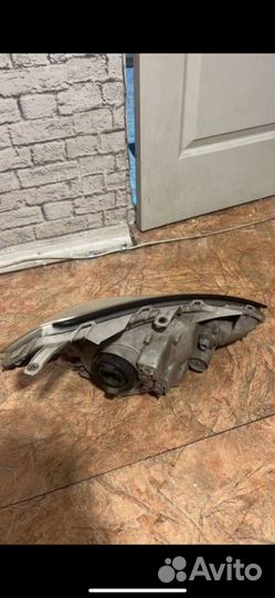 Фара передняя левая тойота аллион