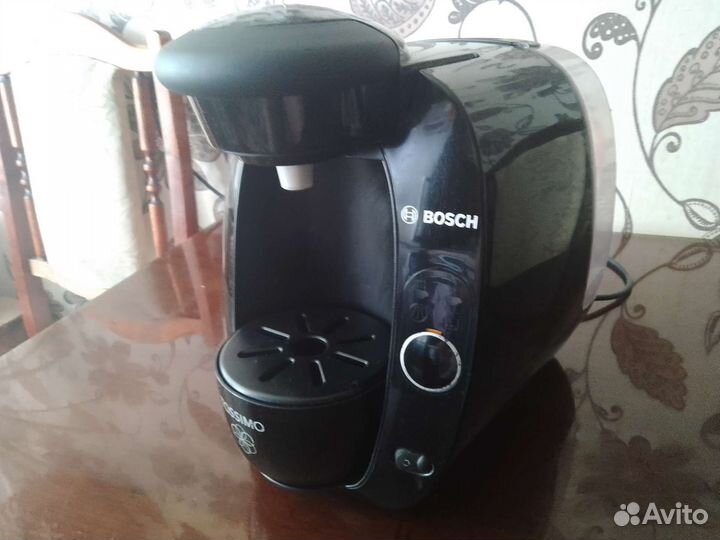 Кофеварка Bosch Tassimo TAS 2002 EE