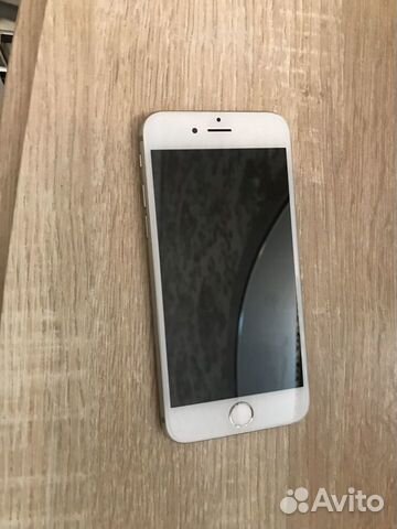 Телефон iPhone 6s