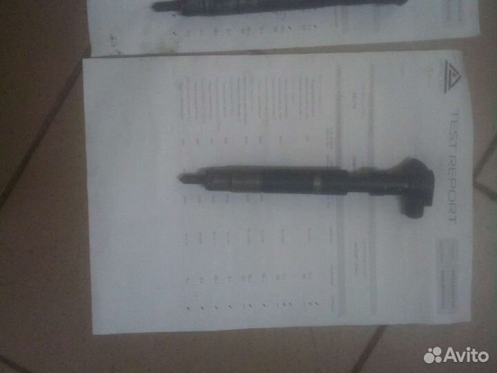 Форсунка топливная MercedesOM651 A6510700587Delphi