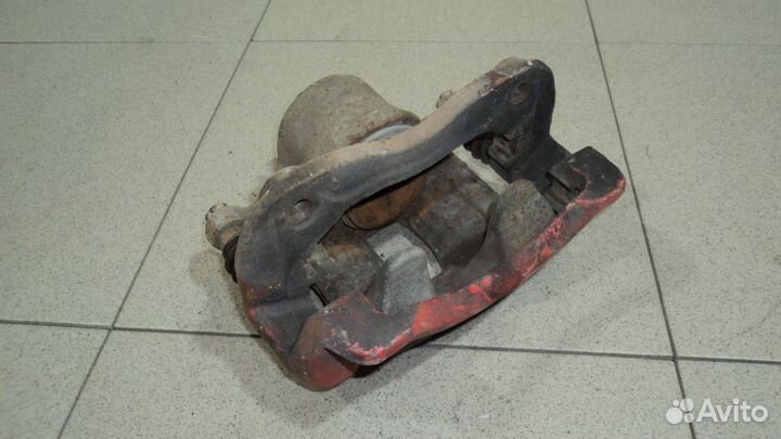 Суппорт передний левый Hyundai Solaris 1