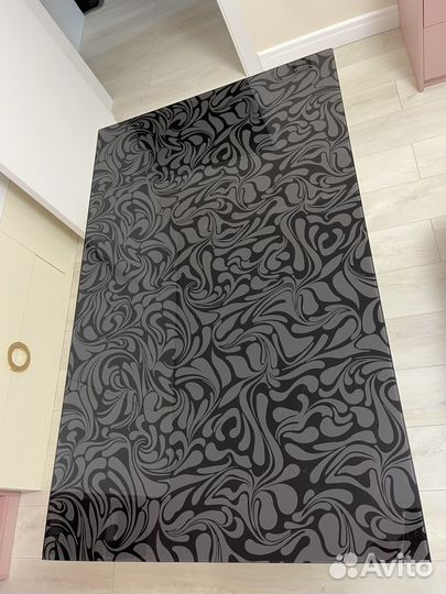 Кухонный стол