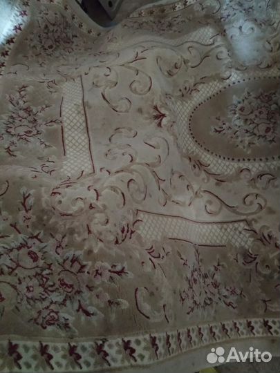 Ковер шерстяной