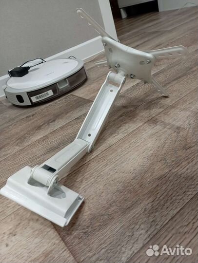 Кронштейн для телевизора поворотный