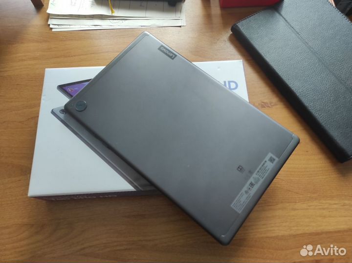 Планшет Lenovo TAB M10 (2/32 Gb)