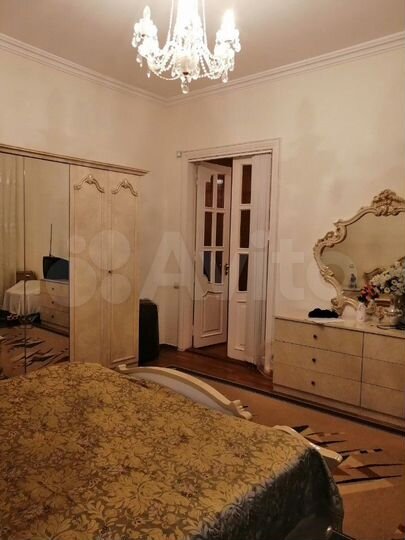 Дом 350 м² на участке 10 сот.