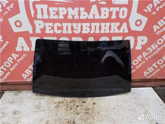 Стекло заднее Ford Focus DBW eydc 2004