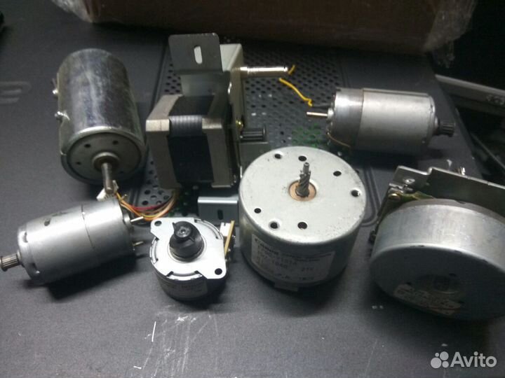 Двигатели шаговые, постоянного тока