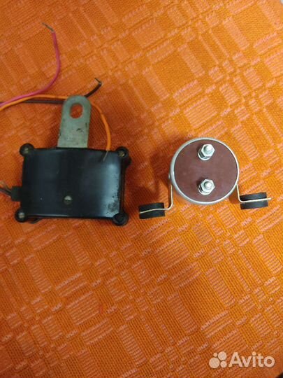 Лампочка и реле поворотов