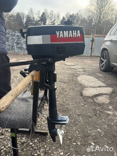 Лодочный мотор Yamaha 2