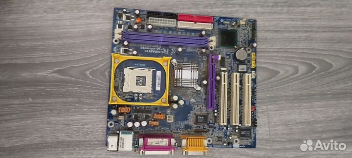 Материнская плата с процессором