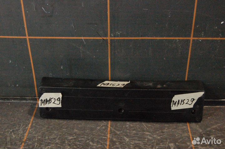 Площадка номерного знака - BMW X3 F25