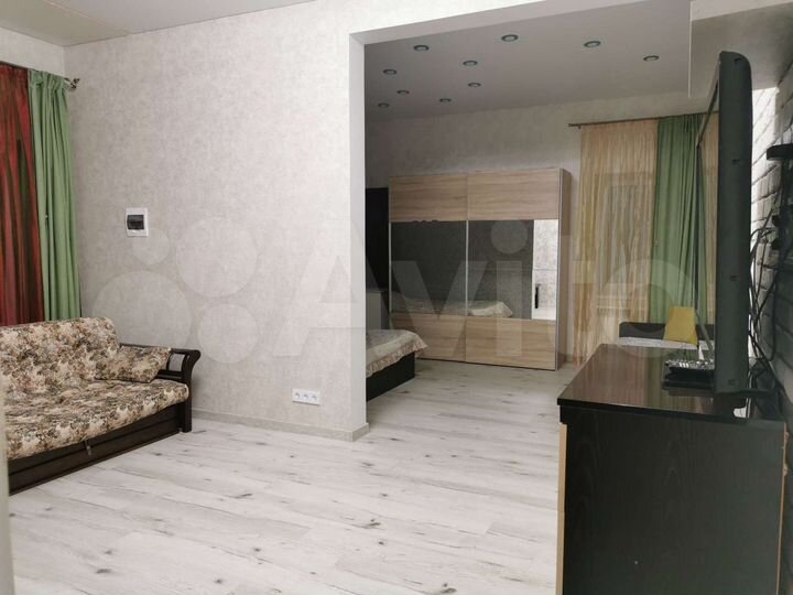 3-к. квартира, 60 м², 1/1 эт.