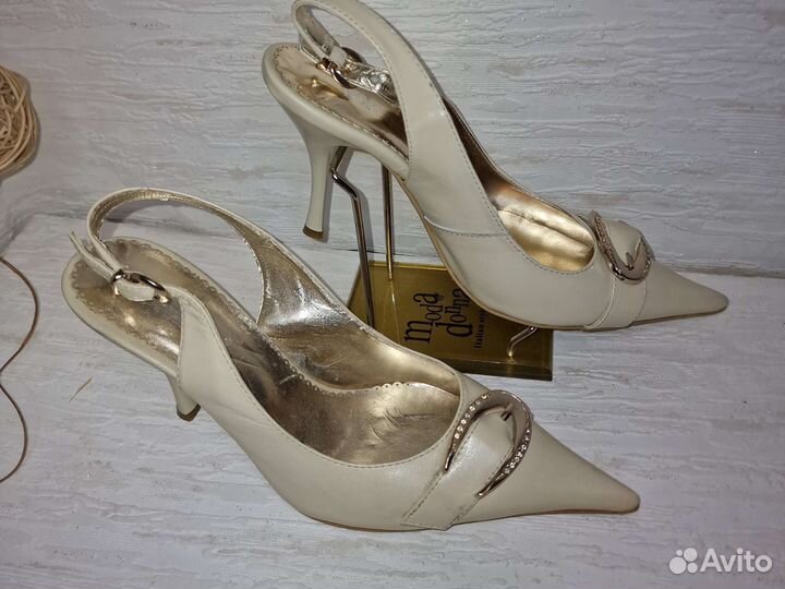 Босоножки женские новые