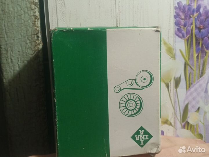 Ролик натяжителя ремня Audi, Seat, Skoda, VW