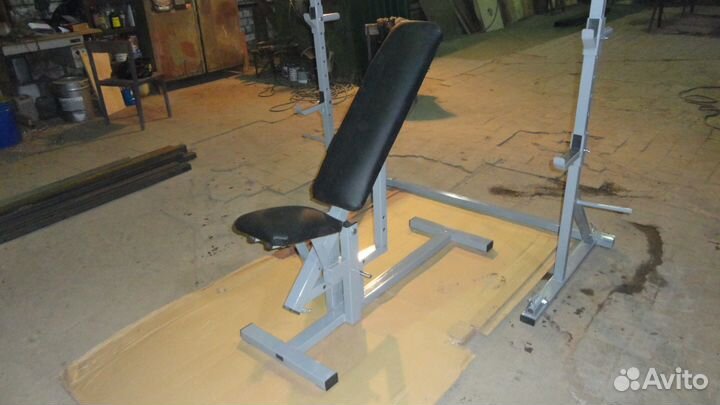 Скамья и стойка для штанги