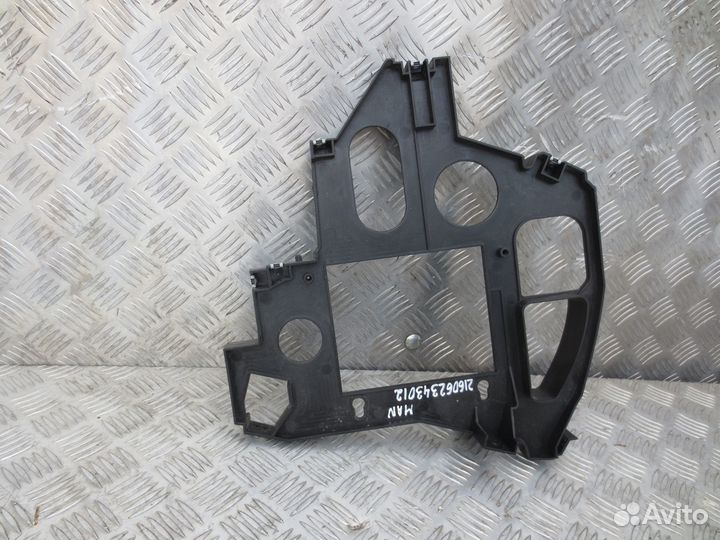 Кронштейн усилителя торпедо MAN 81617016423