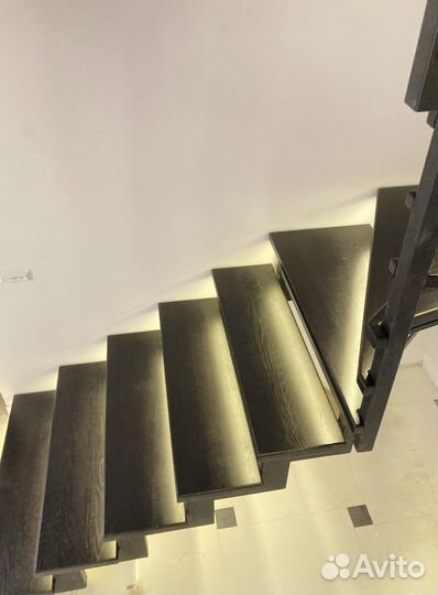 Подсветка лестницы с датчиком движения