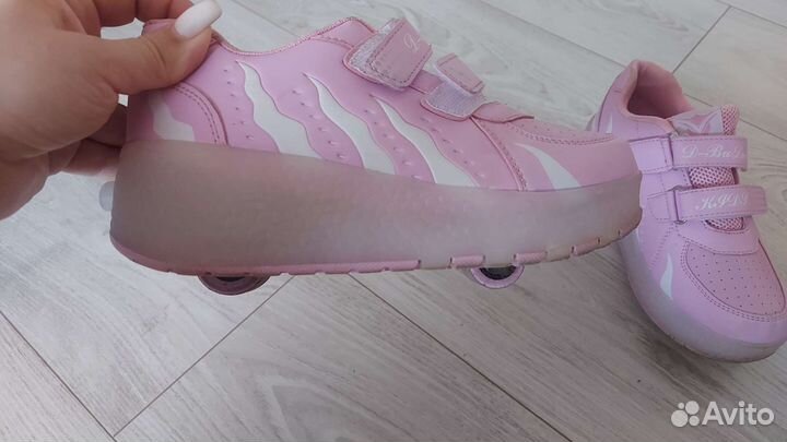 Роликовые кроссовки 35 размер