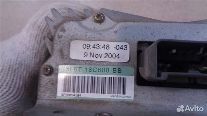 Усилитель акустической системы Ford Escape 2000-2