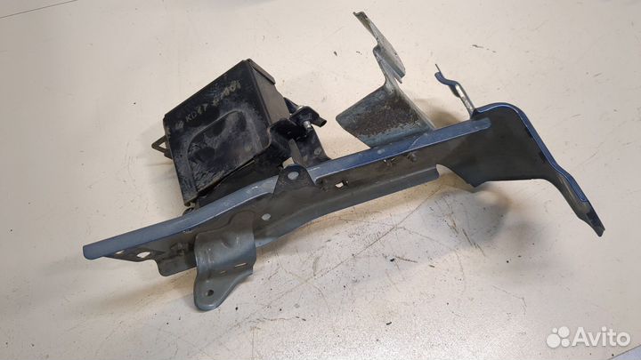 Кронштейн крыла Mazda CX-5 2017, 2018
