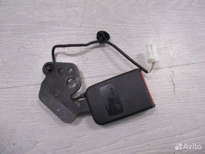 Замок ремня безопасности задний правый Peugeot 308