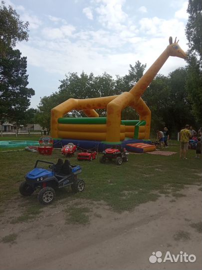 Надувной батут и карусель бу