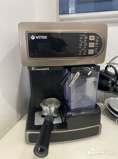 Кофемашина рожковая vitek