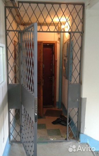 Перегородки тамбурные подъездные