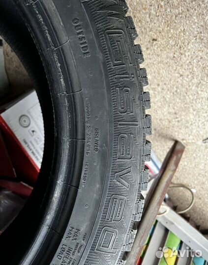 Gislaved Nord Frost 200 235/55 R19