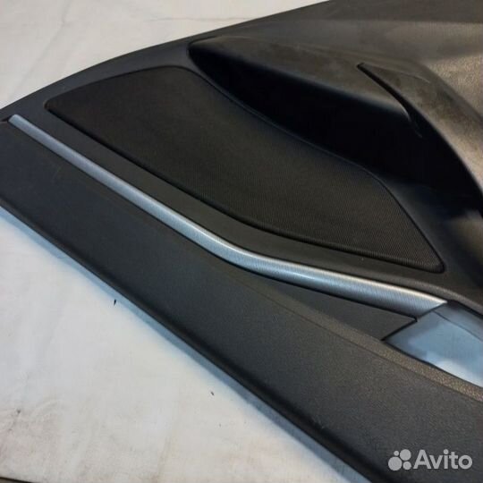 Обшивка двери задняя правая LADA Vesta