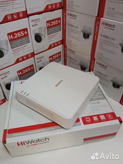 Видеорегистратор 8-ми канальный HiWatch DS-N208(C)