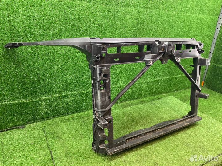 Панель радиатора телевизор skoda octavia A7 5746